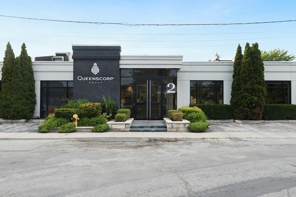 How to Effectively Manage Tenant Relationships in Commercial Real Estate?